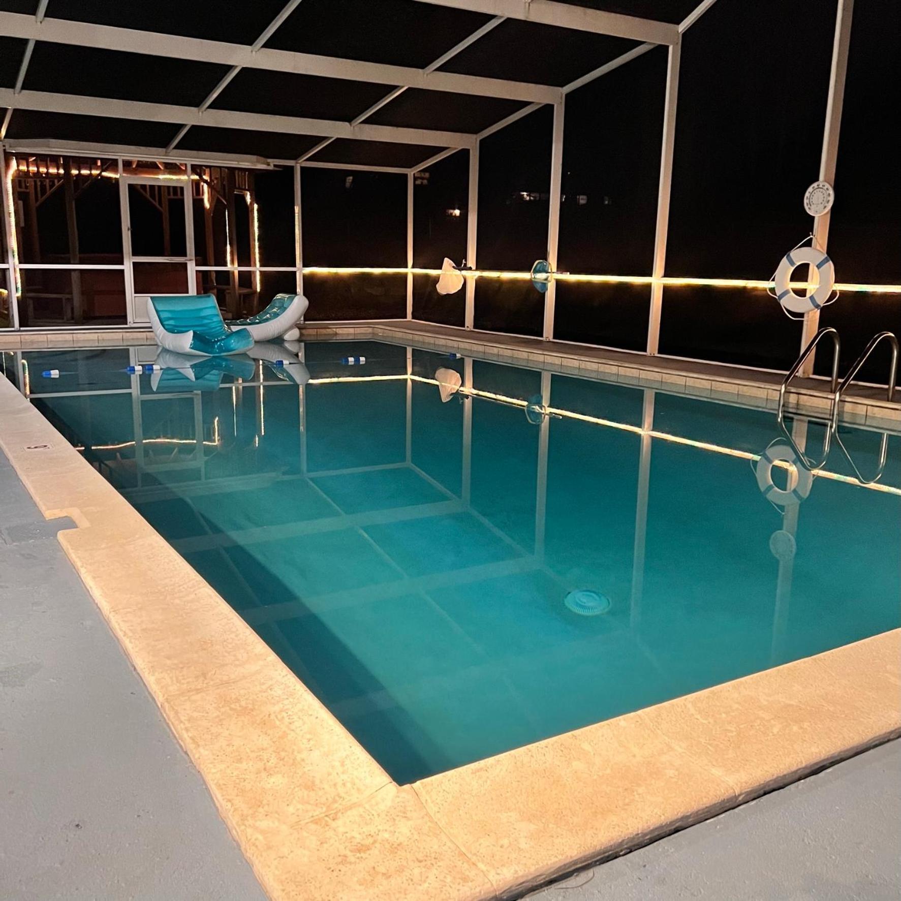Groups-Hot Tub -Pool- Private-4 Baths Villa Tallahassee Exterior photo