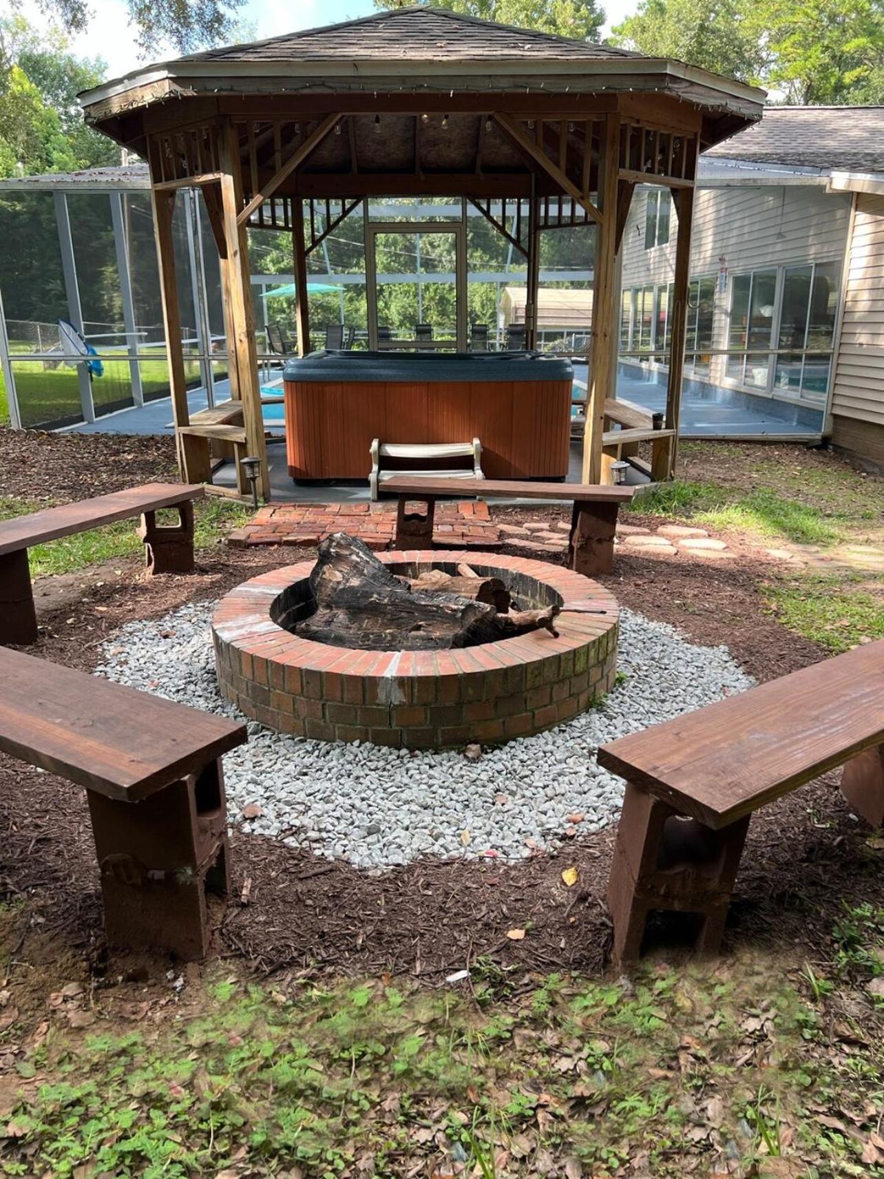 Groups-Hot Tub -Pool- Private-4 Baths Villa Tallahassee Exterior photo